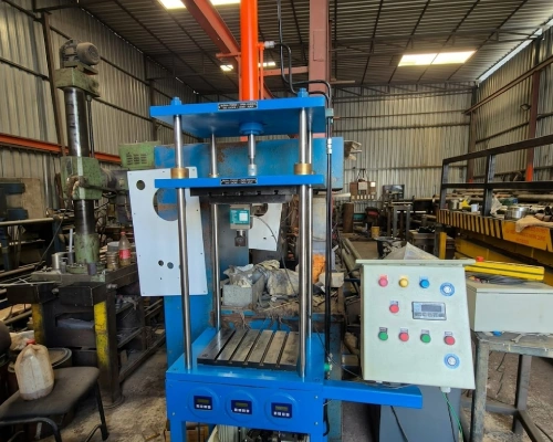 Hydraulic paint mixture machine manufacturers in telangana